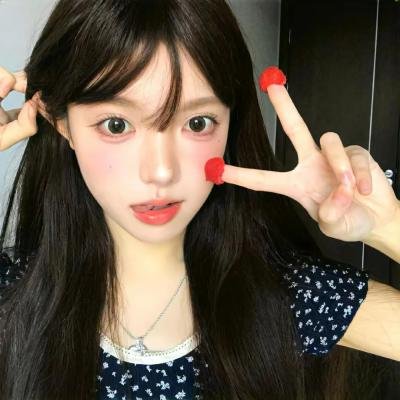 钱信伊:地下酒吧
